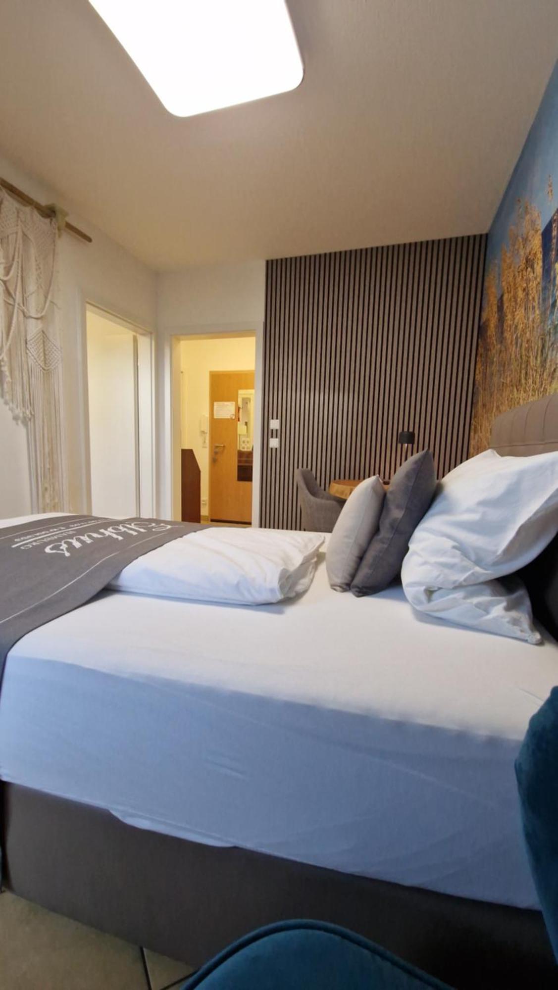 Elbhus Hamburg Appartement Buitenkant foto