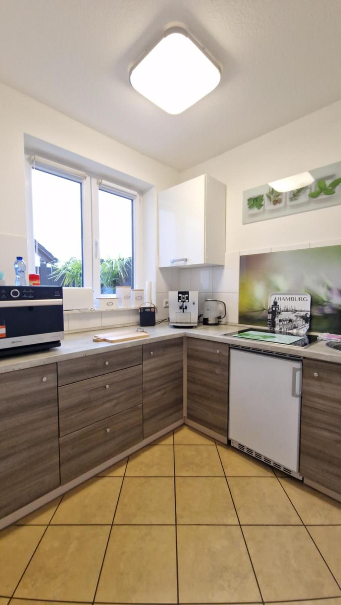 Elbhus Hamburg Appartement Buitenkant foto